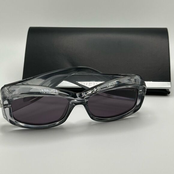 Givenchy Sunglasses GV40044U 20A in Clear Unisex NEW main image 2